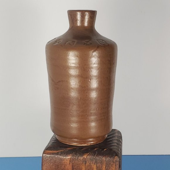 Brown Glazed Stoneware Bottle Jar Vase with pattern Made in Japan (Saki) - Picture 2 of 12